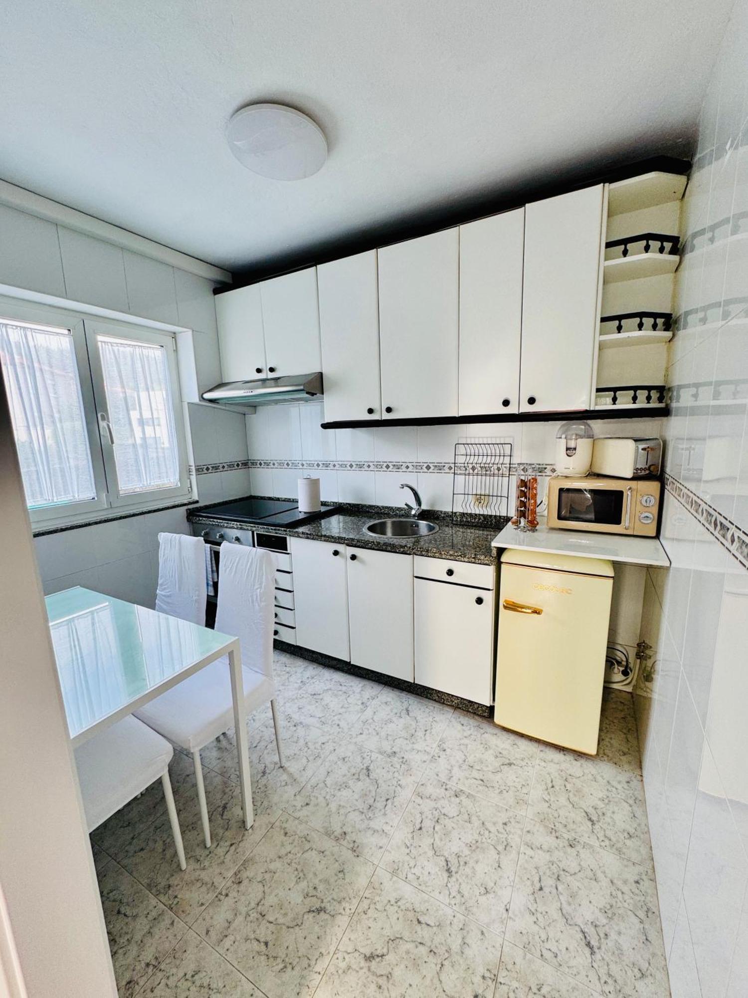 Piso Maruja - Cee Apartment Exterior photo